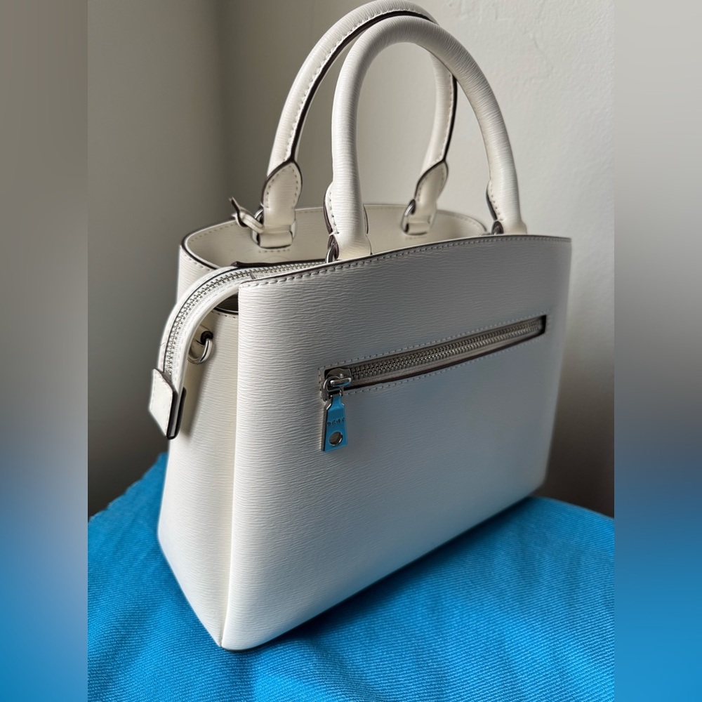 DKNY Paige leather satchel - Picture 2 of 11
